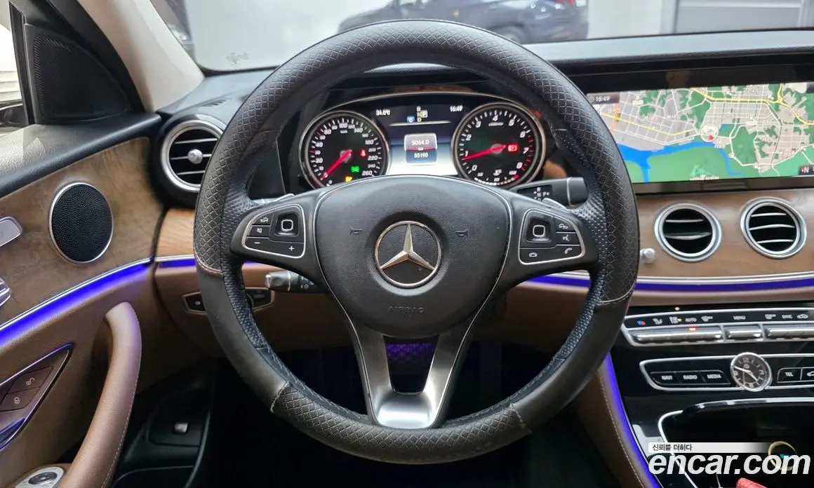 Mercedes-Benz E-Class 2017 2.0 автомат (гидро), фото 19 Mercedes-Benz E-Class 2017 2.0 автомат (гидро), фото 19