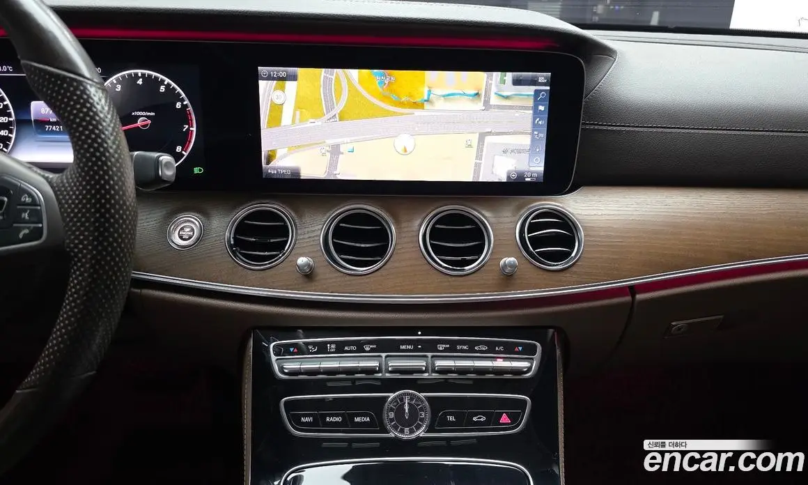 Mercedes-Benz E-Class 2018 2.0 автомат (гидро), фото 20