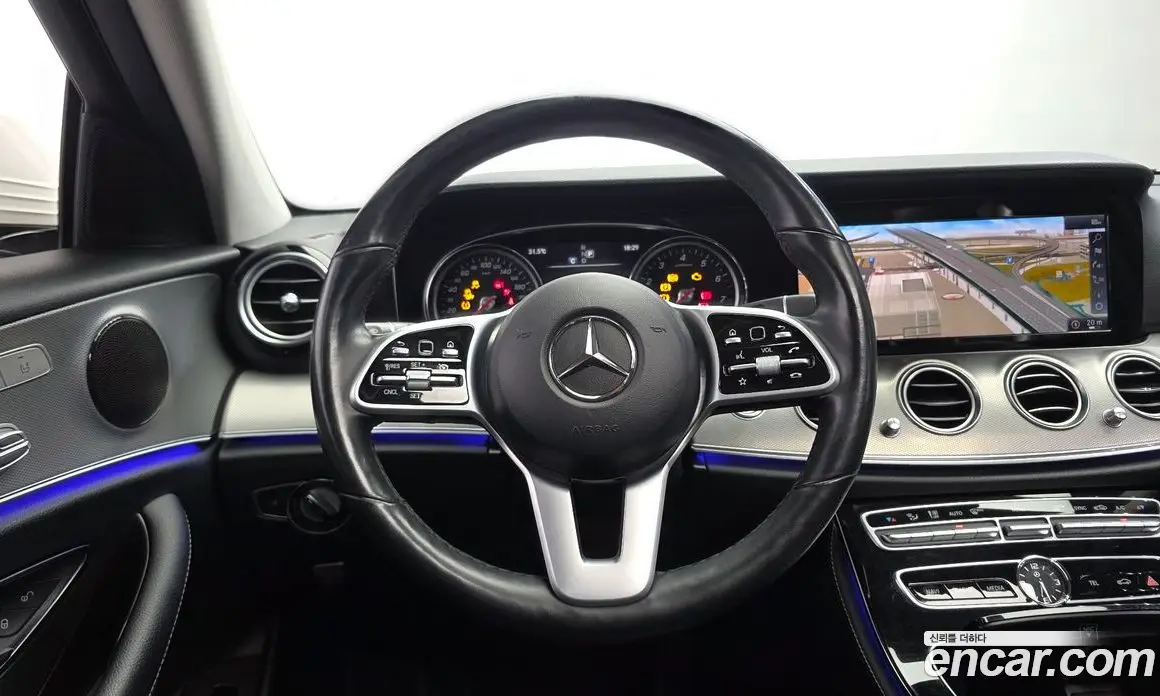 Mercedes-Benz E-Class 2018 2.0 автомат (гидро), фото 19