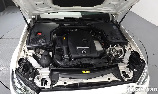 Mercedes-Benz E-Class 2018 2.0 автомат (гидро), миниатюра 6