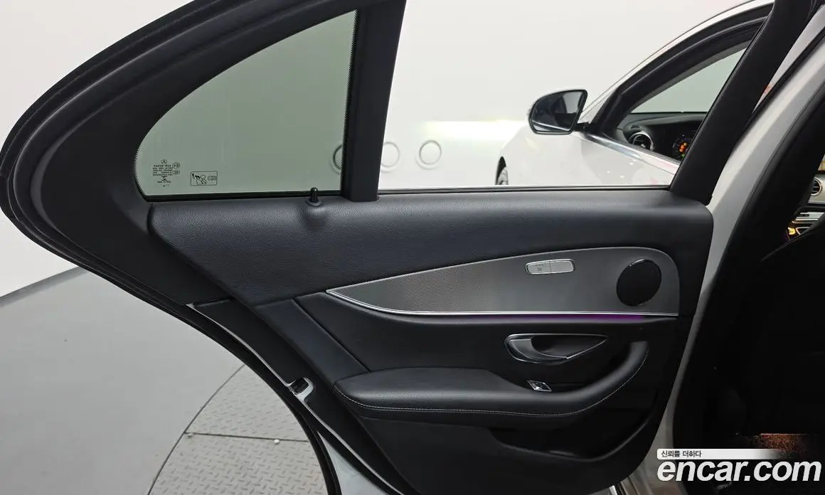 Mercedes-Benz E-Class 2018 2.0 автомат (гидро), фото 15