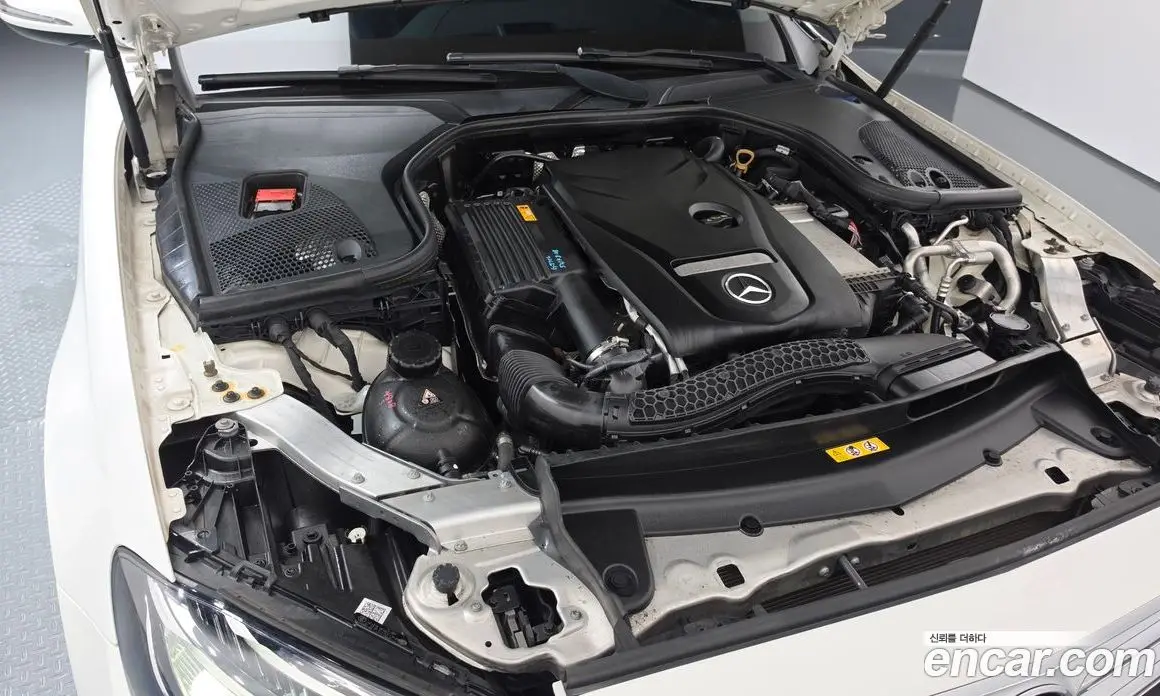 Mercedes-Benz E-Class 2018 2.0 автомат (гидро), фото 6