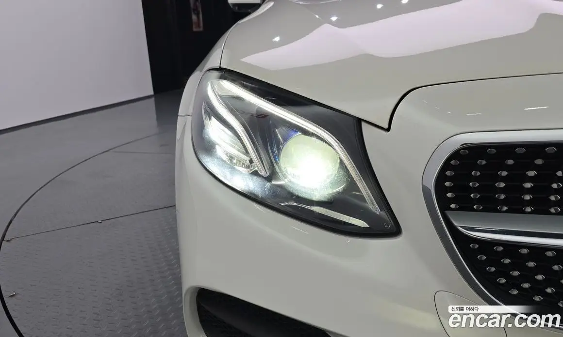 Mercedes-Benz E-Class 2018 3.0 автомат (гидро), фото 8