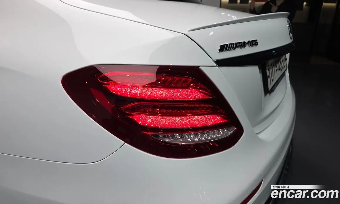 Mercedes-Benz E-Class 2019 3.0 автомат (гидро), фото 8 Mercedes-Benz E-Class 2019 3.0 автомат (гидро), фото 8