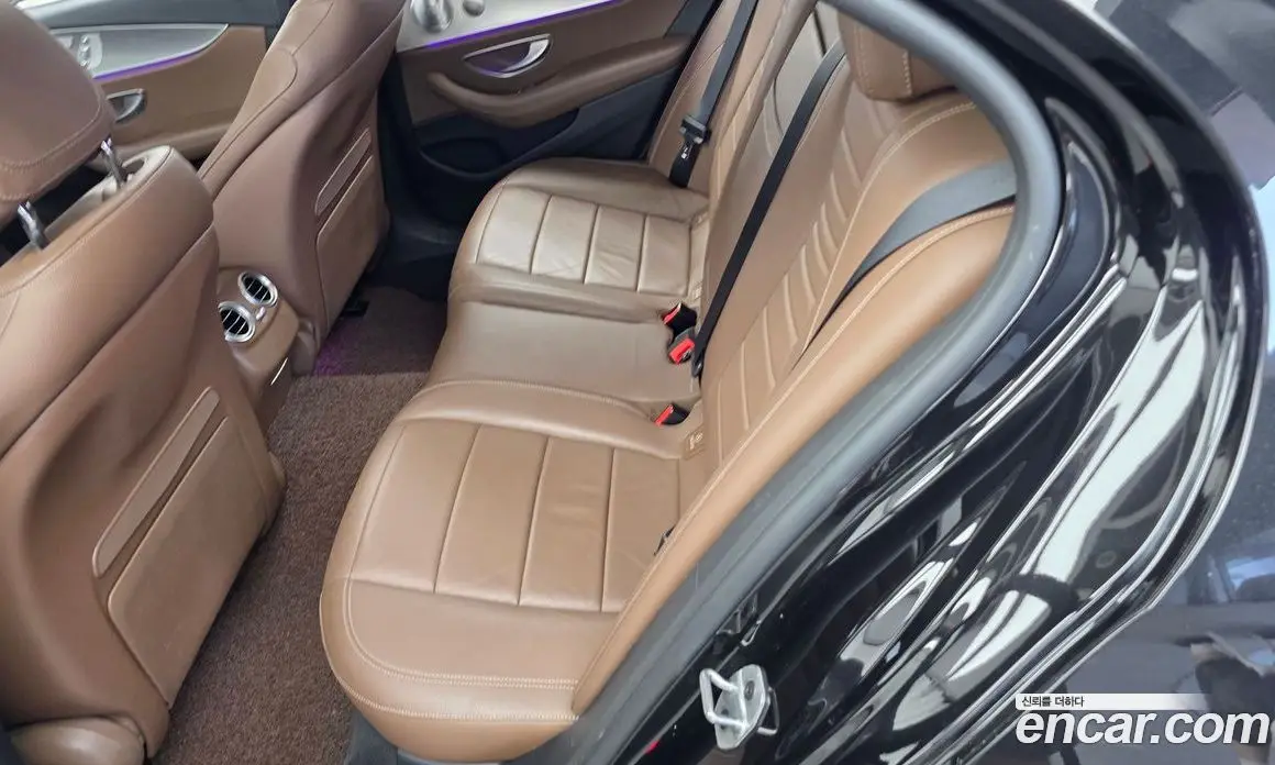 Mercedes-Benz E-Class 2019 2.0 автомат (гидро), фото 16