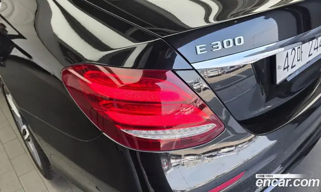 Mercedes-Benz E-Class 2019 2.0 автомат (гидро), миниатюра 9