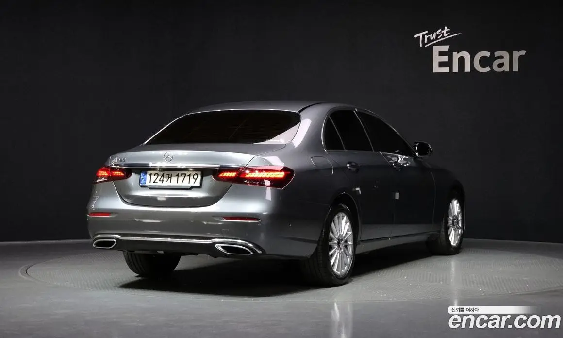 Mercedes-Benz E-Class 2021 2.0 автомат (гидро), фото 2 Mercedes-Benz E-Class 2021 2.0 автомат (гидро), фото 2