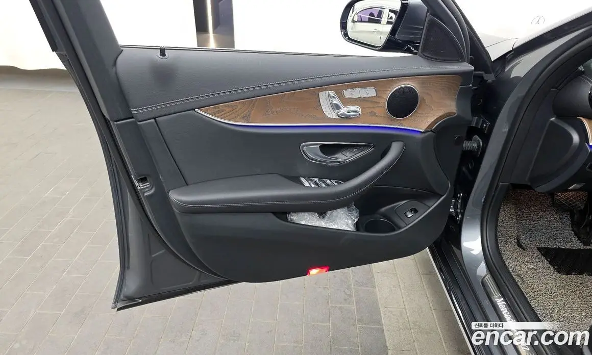 Mercedes-Benz E-Class 2021 2.0 автомат (гидро), фото 14 Mercedes-Benz E-Class 2021 2.0 автомат (гидро), фото 14