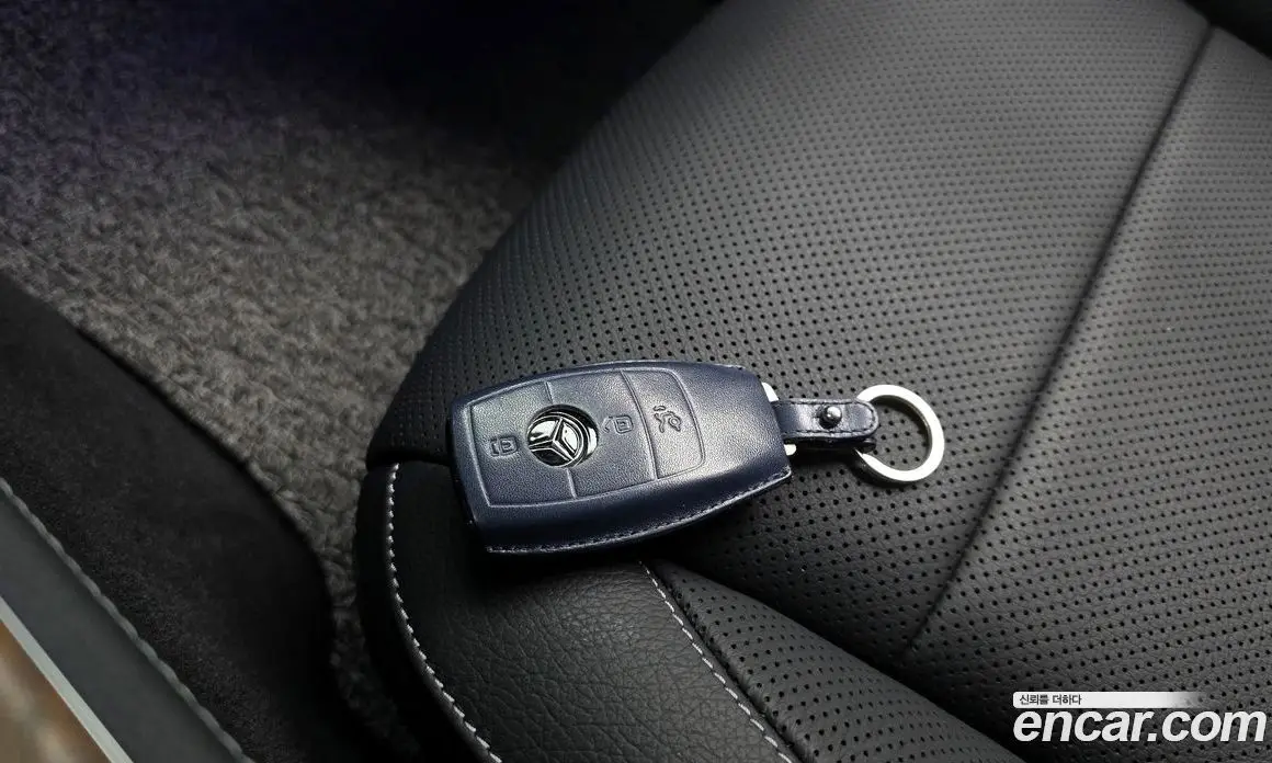 Mercedes-Benz E-Class 2021 2.0 автомат (гидро), фото 16 Mercedes-Benz E-Class 2021 2.0 автомат (гидро), фото 16