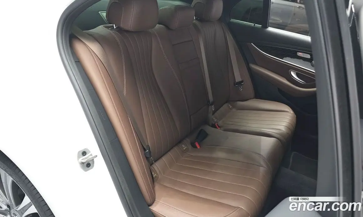 Mercedes-Benz E-Class 2021 3.0 автомат (гидро), фото 17