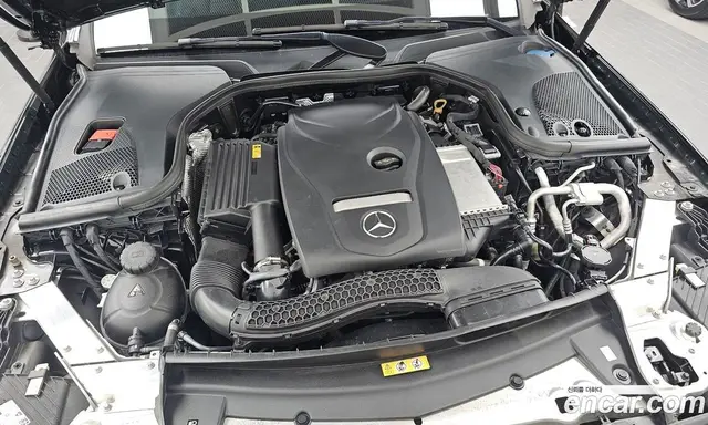 Mercedes-Benz E-Class 2023 2.0 автомат (гидро), миниатюра 6