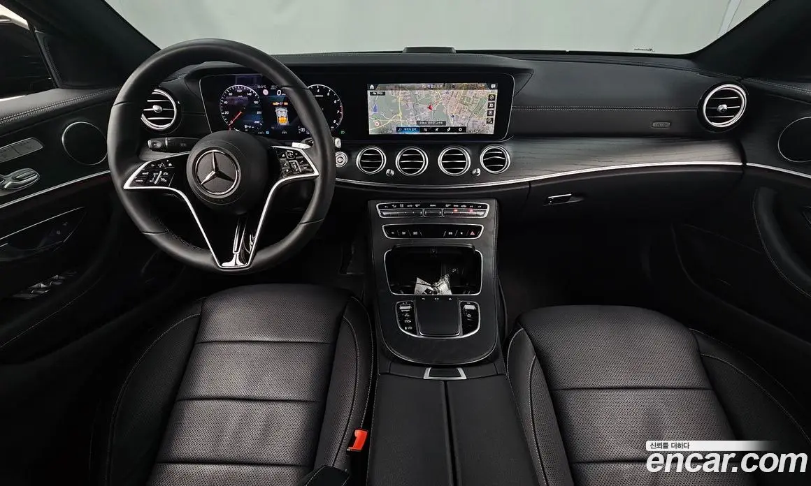 Mercedes-Benz E-Class 2023 2.0 автомат (гидро), фото 10