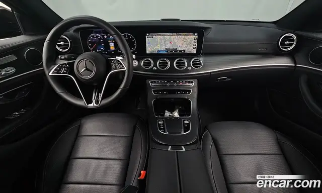 Mercedes-Benz E-Class 2023 2.0 автомат (гидро), миниатюра 10