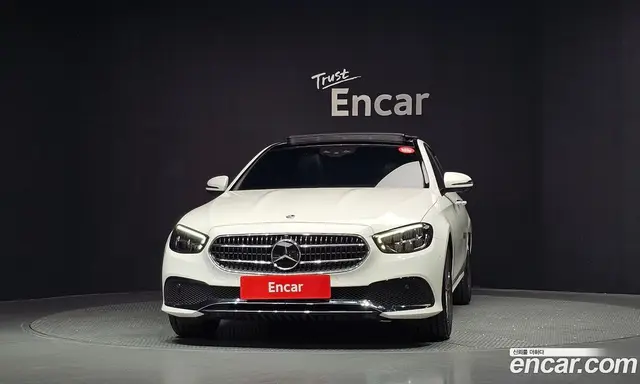 Mercedes-Benz E-Class 2023 2.0 автомат (гидро), миниатюра 3 Mercedes-Benz E-Class 2023 2.0 автомат (гидро), миниатюра 3