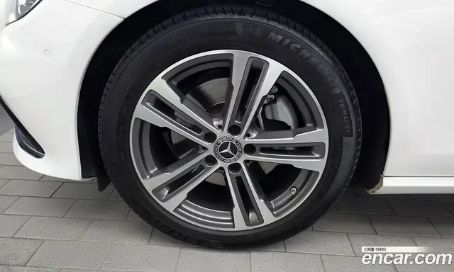 Mercedes-Benz E-Class 2023 2.0 автомат (гидро), миниатюра 5 Mercedes-Benz E-Class 2023 2.0 автомат (гидро), миниатюра 5