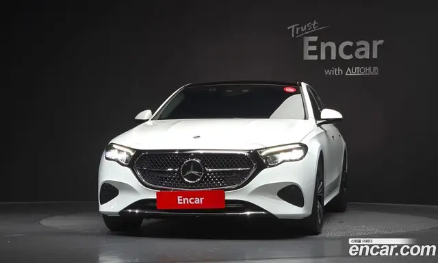 Mercedes-Benz E-Class 2024 2.0 автомат (гидро), миниатюра 3