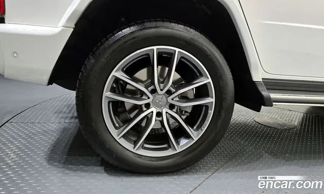 Mercedes-Benz G-Class 2025 3.0 автомат (гидро), миниатюра 5