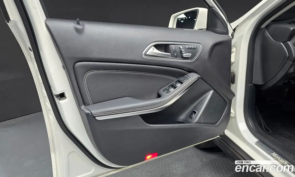 Mercedes-Benz GLA-Class 2019 2.0 автомат (гидро), фото 14