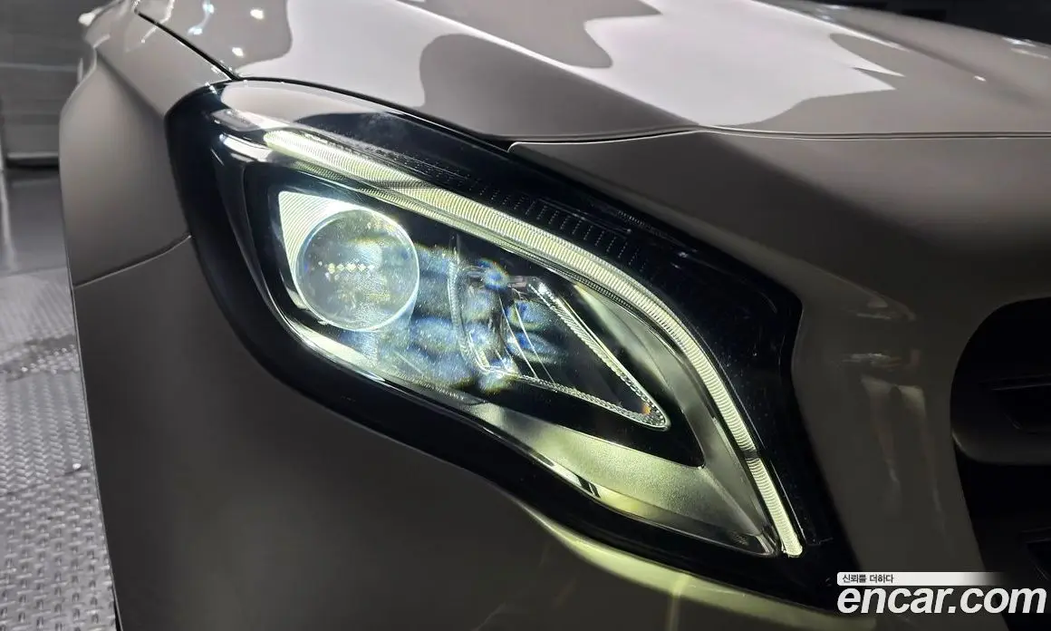 Mercedes-Benz GLA-Class 2019 2.0 автомат (гидро), фото 8
