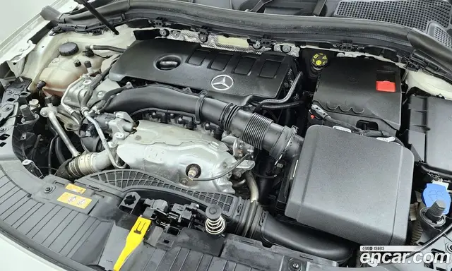 Mercedes-Benz GLA-Class 2022 2.0 автомат (гидро), миниатюра 6