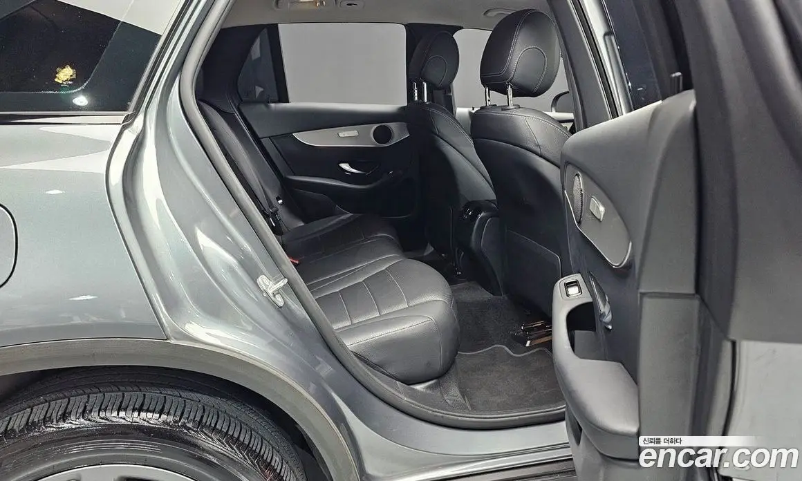 Mercedes-Benz GLC-Class 2018 2.0 автомат (гидро), фото 17 Mercedes-Benz GLC-Class 2018 2.0 автомат (гидро), фото 17