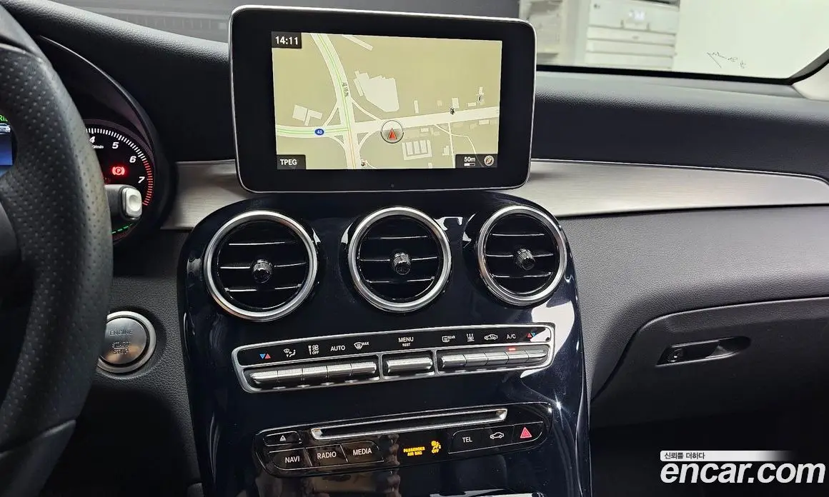 Mercedes-Benz GLC-Class 2018 2.0 автомат (гидро), фото 19 Mercedes-Benz GLC-Class 2018 2.0 автомат (гидро), фото 19