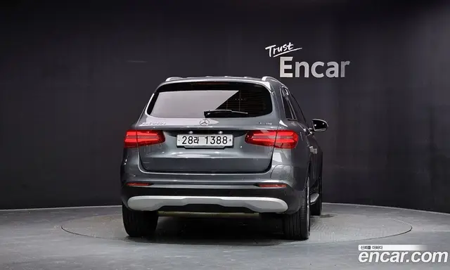 Mercedes-Benz GLC-Class 2018 2.0 автомат (гидро), миниатюра 3 Mercedes-Benz GLC-Class 2018 2.0 автомат (гидро), миниатюра 3