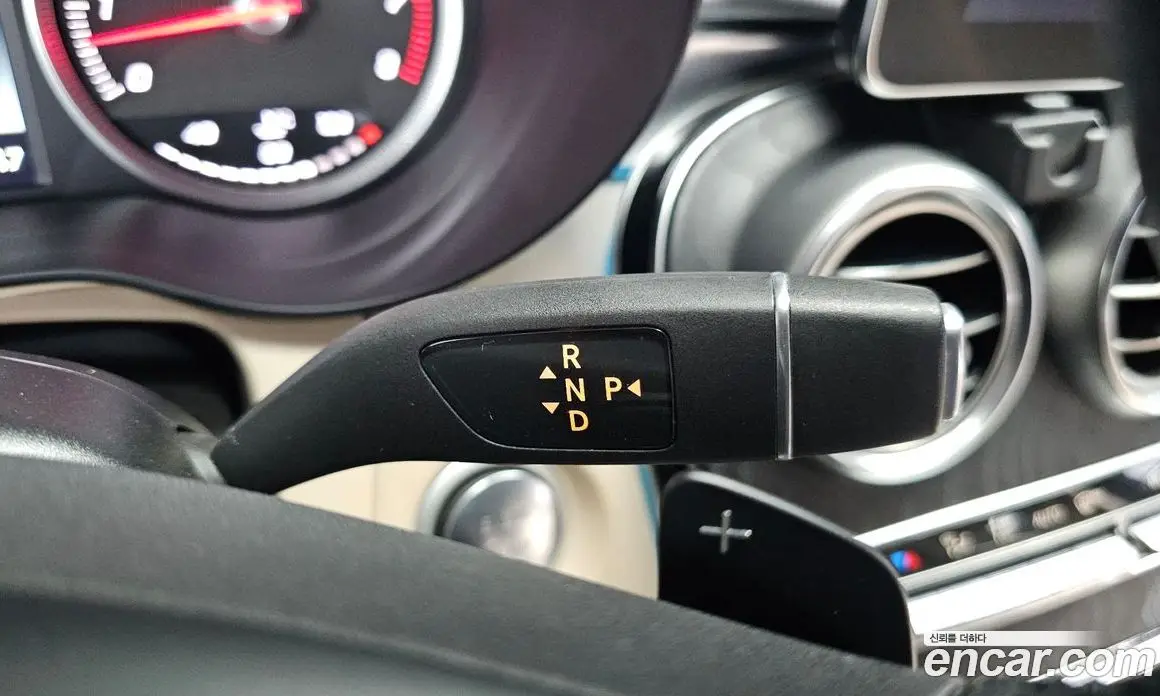 Mercedes-Benz GLC-Class 2019 2.0 автомат (гидро), фото 12
