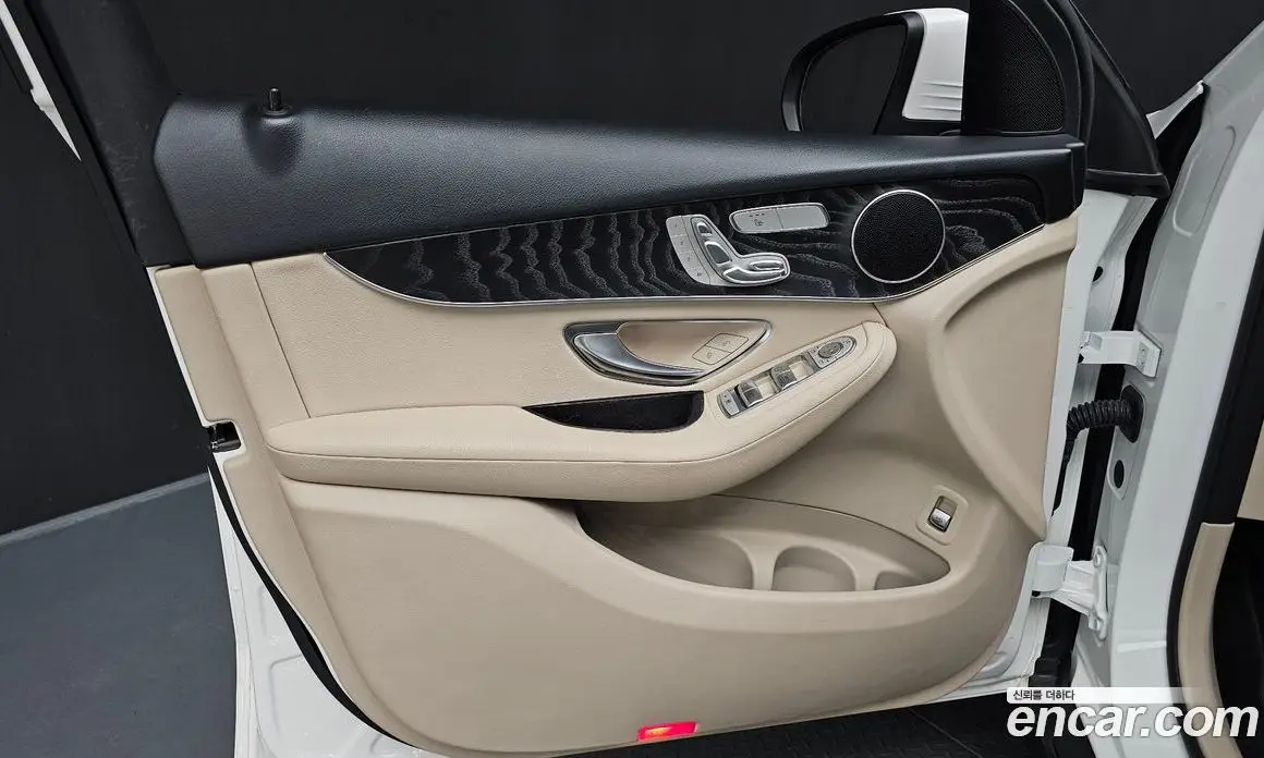 Mercedes-Benz GLC-Class 2019 2.0 автомат (гидро), фото 14