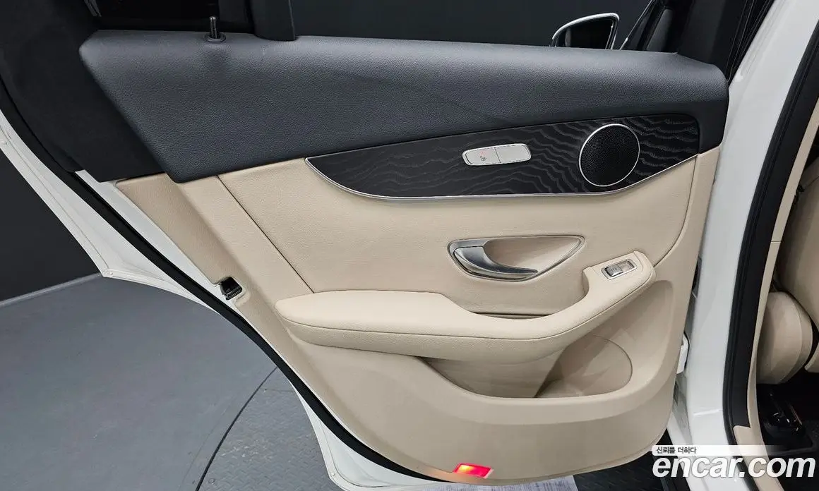 Mercedes-Benz GLC-Class 2019 2.0 автомат (гидро), фото 15