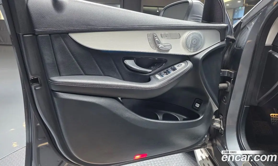Mercedes-Benz GLC-Class 2019 2.0 автомат (гидро), фото 14 Mercedes-Benz GLC-Class 2019 2.0 автомат (гидро), фото 14