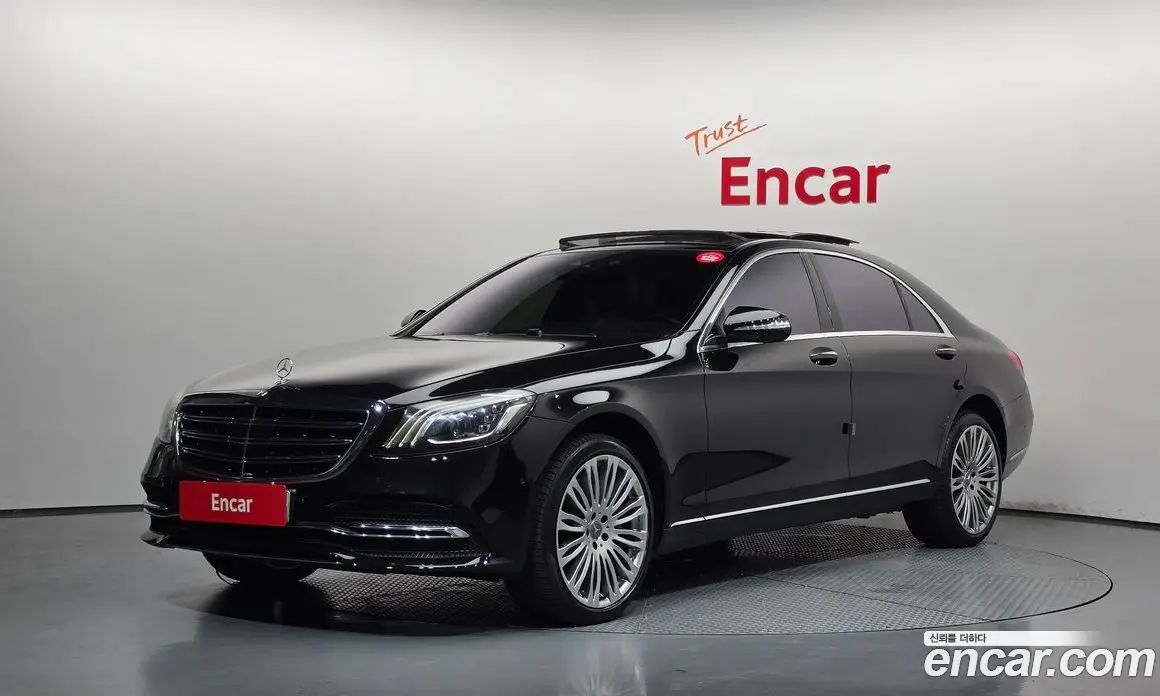 Mercedes-Benz S-Class 2019 4.0 автомат (гидро), фото 1 Mercedes-Benz S-Class 2019 4.0 автомат (гидро), фото 1