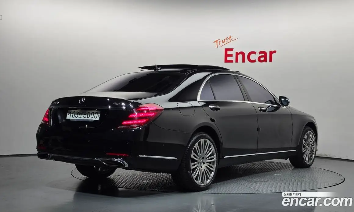 Mercedes-Benz S-Class 2019 4.0 автомат (гидро), фото 2 Mercedes-Benz S-Class 2019 4.0 автомат (гидро), фото 2