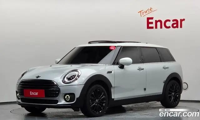 Mini Clubman, 2022, 57 145 км