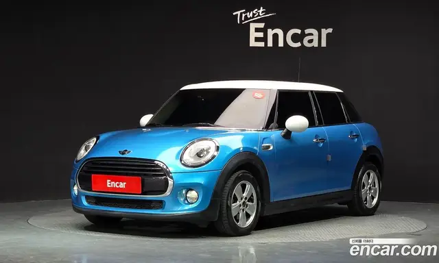 Mini Cooper, 2017, 90 295 км