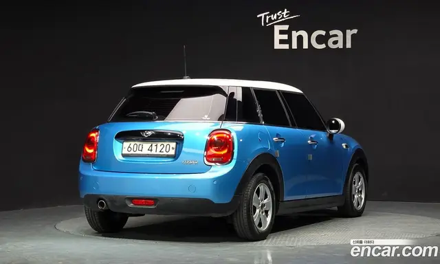 Mini Cooper 2017 1.5 автомат (гидро), миниатюра 2