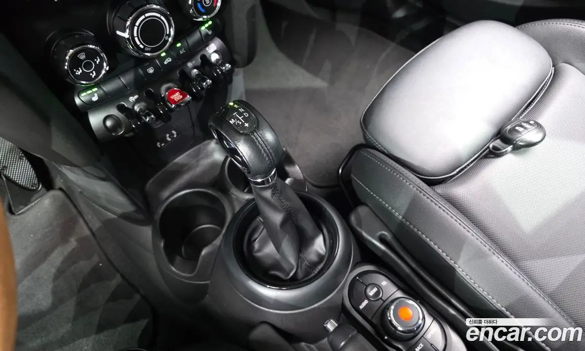 Mini Cooper 2017 1.5 автомат (гидро), фото 12