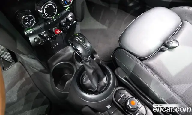 Mini Cooper 2017 1.5 автомат (гидро), миниатюра 12