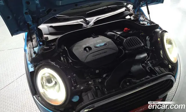 Mini Cooper 2017 1.5 автомат (гидро), миниатюра 6