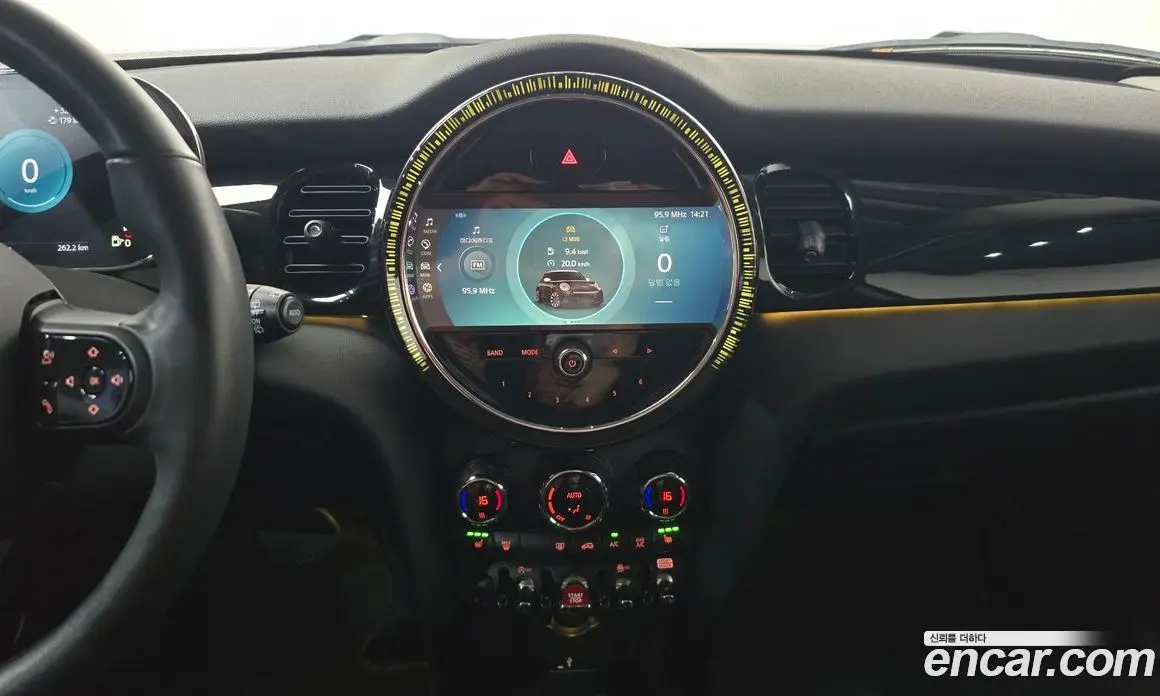 Mini Cooper 2023 1.5 автомат (гидро), фото 19