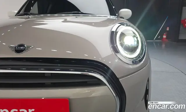 Mini Cooper 2023 1.5 автомат (гидро), миниатюра 8
