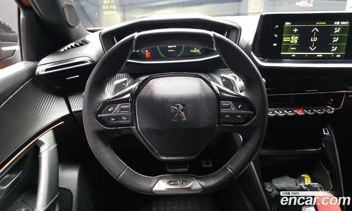 Peugeot 2008 2021 1.5 автомат (гидро), фото 19