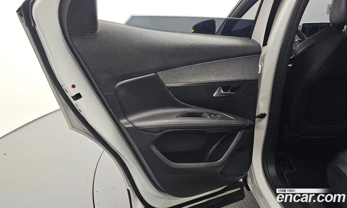 Peugeot 3008 2019 1.5 автомат (гидро), фото 14 Peugeot 3008 2019 1.5 автомат (гидро), фото 14