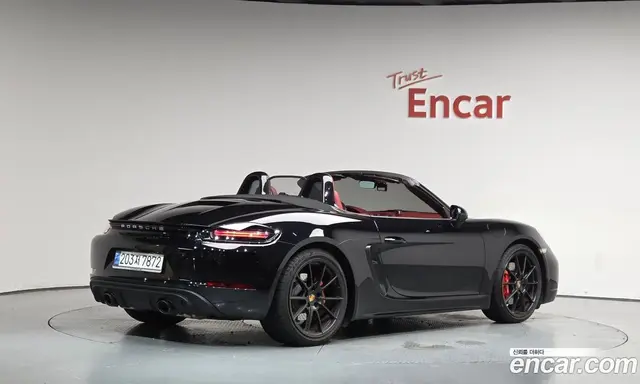 Porsche 718, 2024, 8 319 км