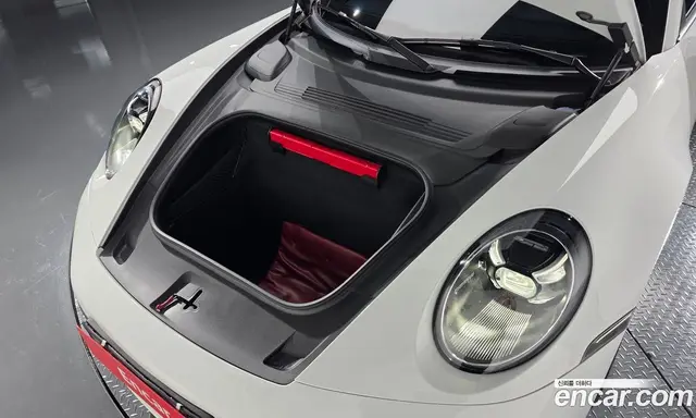 Porsche 911 2021 3.0 автомат (гидро), миниатюра 5