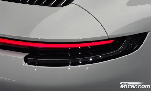 Porsche 911 2021 3.0 автомат (гидро), миниатюра 8