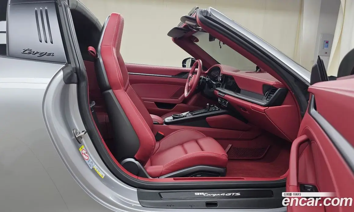 Porsche 911 2024 3.6 автомат (гидро), фото 16 Porsche 911 2024 3.6 автомат (гидро), фото 16