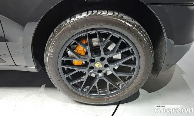 Porsche Macan 2017 2.0 автомат (гидро), миниатюра 5 Porsche Macan 2017 2.0 автомат (гидро), миниатюра 5