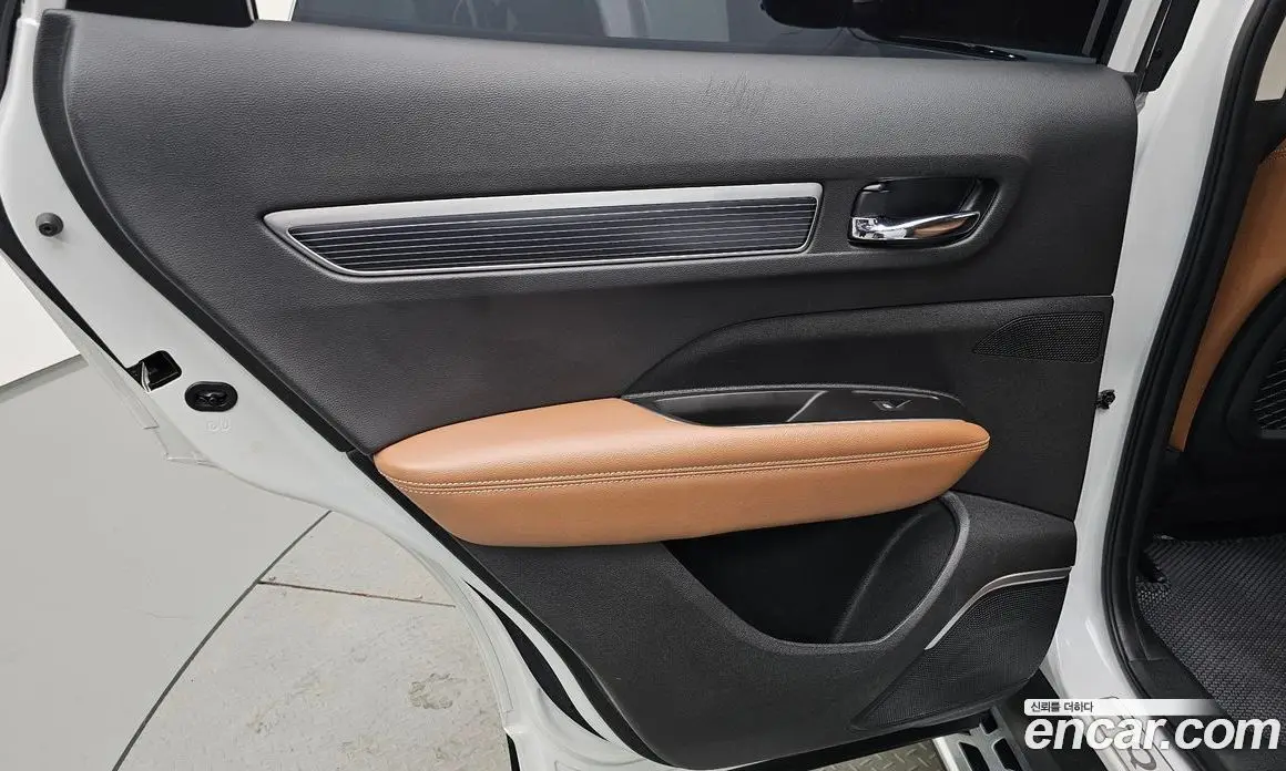 Renault (Samsung) QM6 2022 2.0 автомат (гидро), фото 15 Renault (Samsung) QM6 2022 2.0 автомат (гидро), фото 15