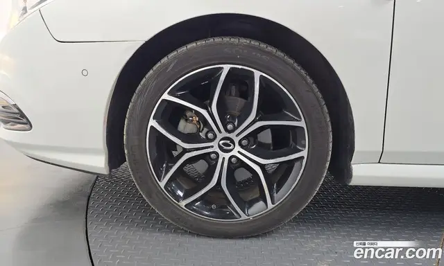 Renault (Samsung) SM5 2014 2.0 автомат (гидро), миниатюра 4 Renault (Samsung) SM5 2014 2.0 автомат (гидро), миниатюра 4